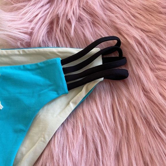 L* Soace | Strappy Bikini Bottom - Picture 3 of 4